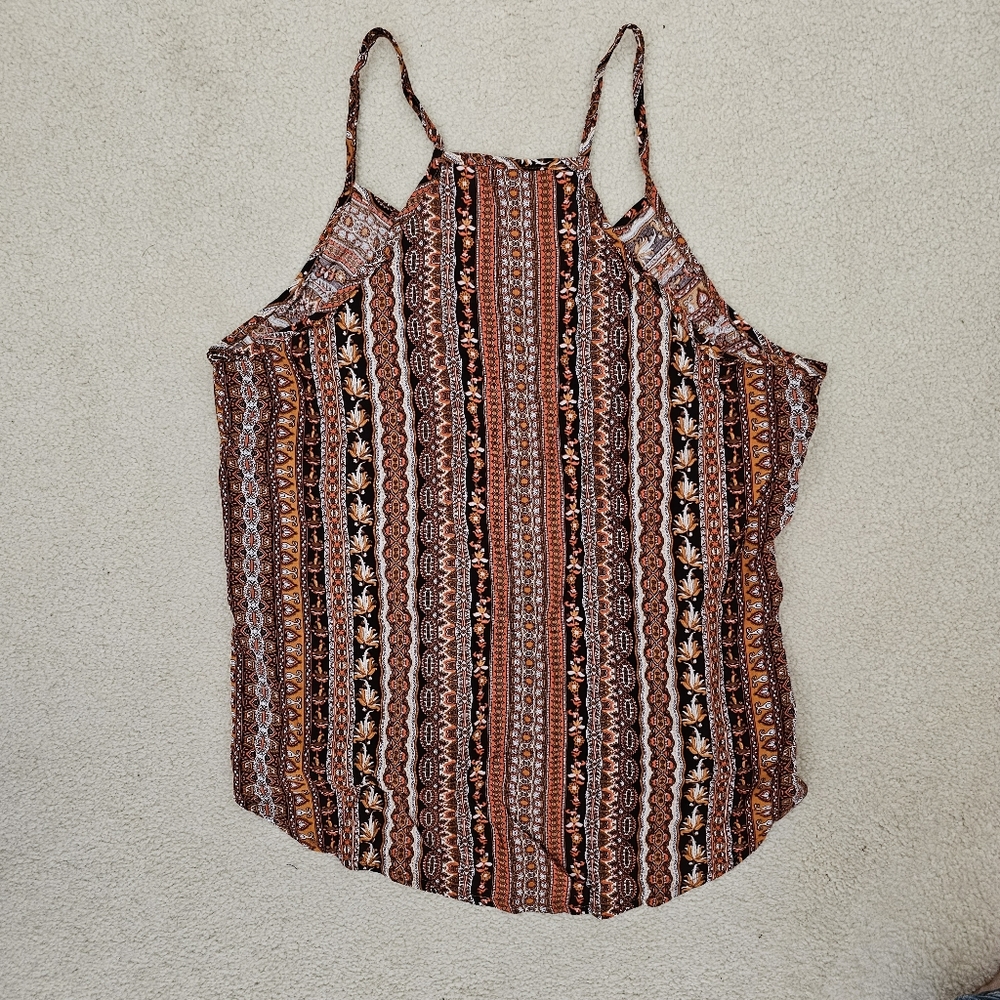 SHEIN Top - Picture 4 of 4